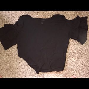 H&M Top with Ruffled Sleeve